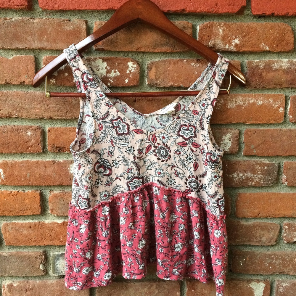 Aeropostale Pink Floral Ruffle Tank Top - Size Medium - Picture 6 of 7